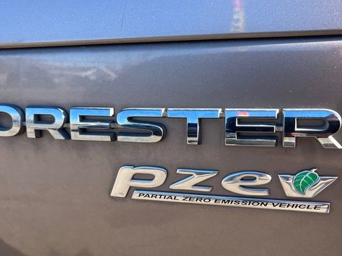 Used 2016 Subaru Forester 2.5i Premium w/ All-Weather Package image 24