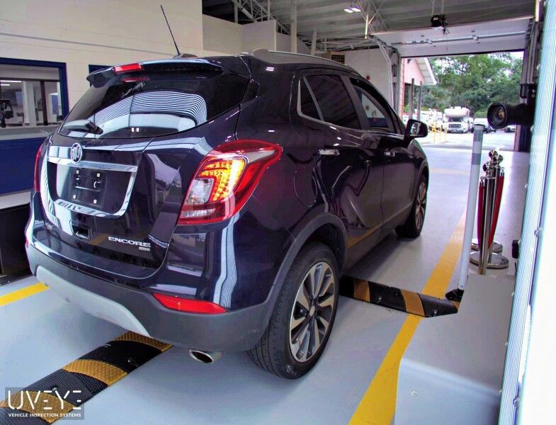 Used 2022 Buick Encore Preferred w/ Safety Package AWD/4WD image 2