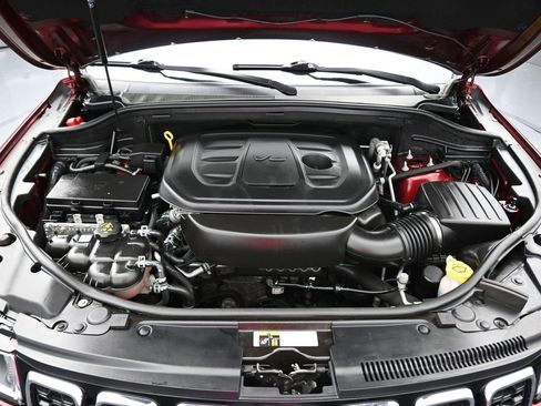 Used 2021 Jeep Grand Cherokee Limited image 56