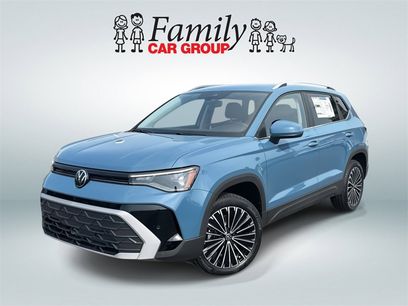 New 2025 Volkswagen Taos SE