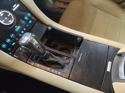 Used 2015 Ford Taurus Limited w/ Equipment Group 301A image 26