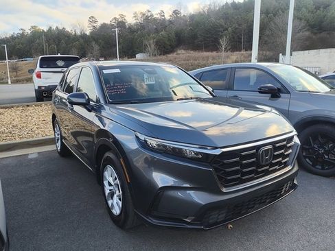 Certified 2025 Honda CR-V LX image 3