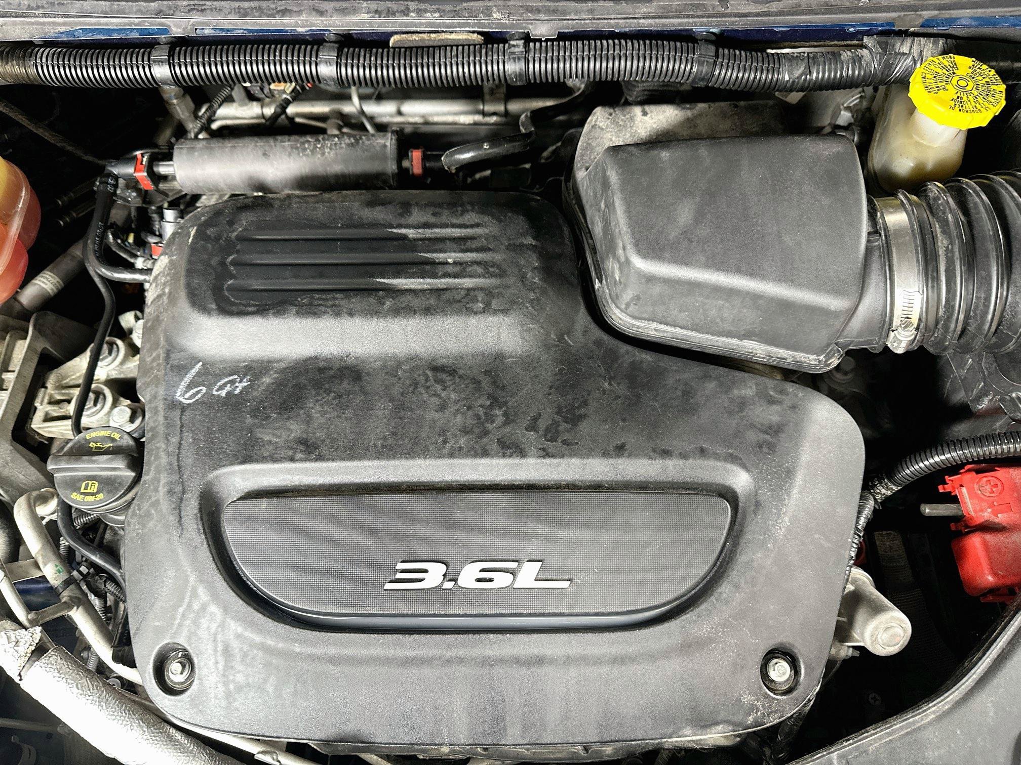 Used 2018 Chrysler Pacifica Touring-L Plus FWD image 31