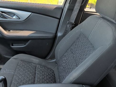 Used 2020 Chevrolet Blazer LT FWD image 21