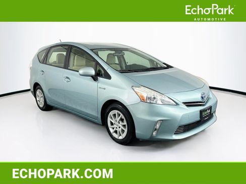 Used 2014 Toyota Prius V Three FWD image 1