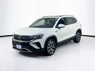 Used 2023 Volkswagen Taos SE video 1