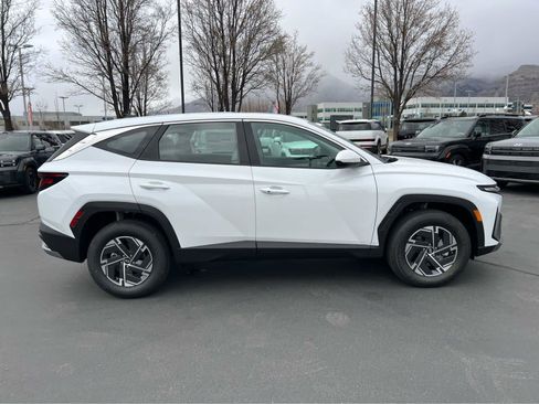 New 2026 Hyundai Tucson Blue SE AWD/4WD image 6
