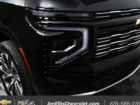 New 2026 Chevrolet Suburban High Country w/ Sun And Tow Package image 34