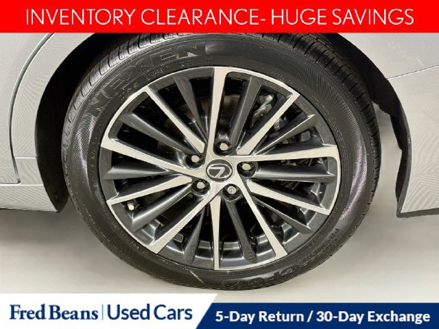 Used 2024 Lexus ES 350 w/ Premium Package FWD image 36
