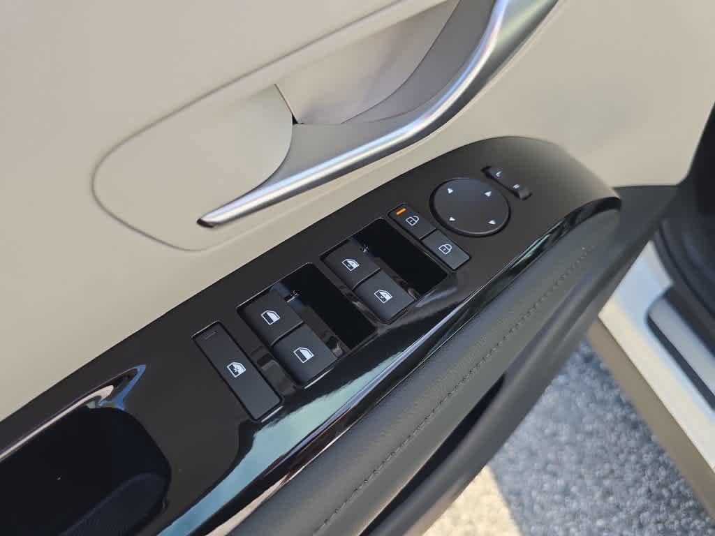 New 2026 Hyundai Tucson Limited AWD/4WD image 17