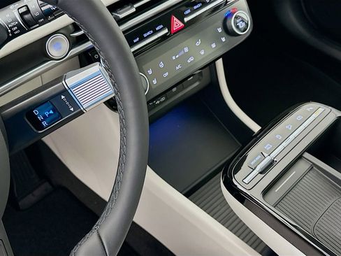 New 2026 Hyundai Tucson Limited image 15