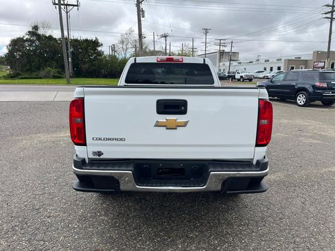 Used 2017 Chevrolet Colorado W/T w/ WT Convenience Package AWD/4WD image 4