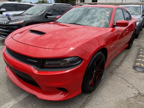 Used 2020 Dodge Charger R/T RWD image 2