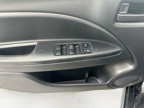 Used 2024 Mitsubishi Mirage ES FWD image 15