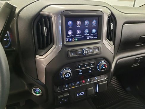 Used 2025 Chevrolet Silverado 2500 Custom w/ Custom Value Package image 22