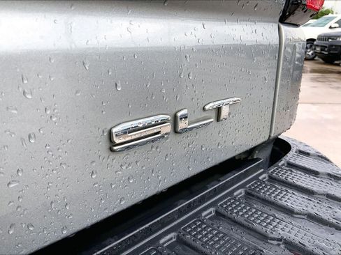 Used 2024 GMC Sierra 1500 SLT AWD/4WD image 10