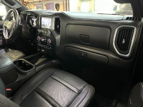 Used 2021 GMC Sierra 3500 Denali w/ Denali Ultimate Package image 14