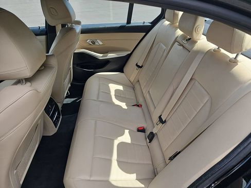 Used 2020 BMW 330i xDrive Sedan w/ Premium Package AWD/4WD image 27