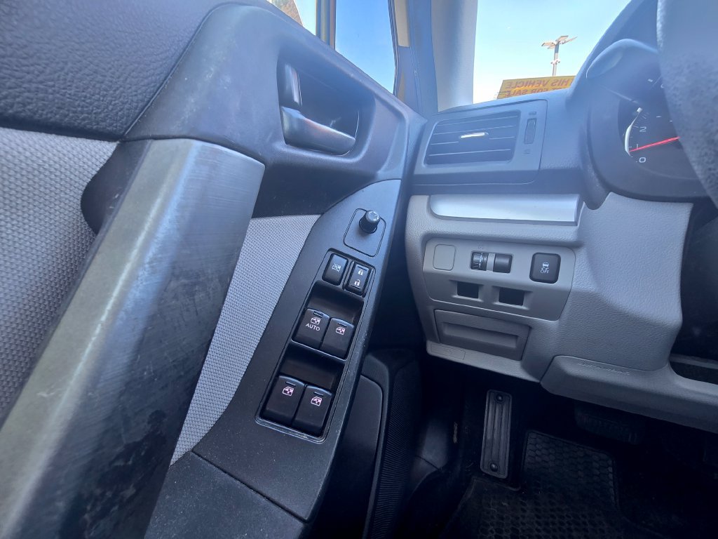 Used 2014 Subaru Forester 2.5i Premium AWD/4WD image 18