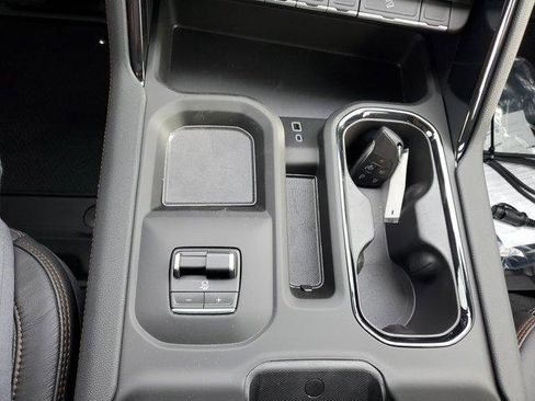 New 2026 GMC Sierra 2500 AT4 image 29