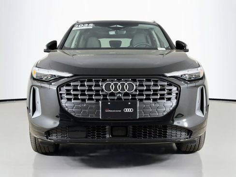 Certified 2025 Audi Q5 Premium Plus w/ Premium Plus AWD/4WD image 2