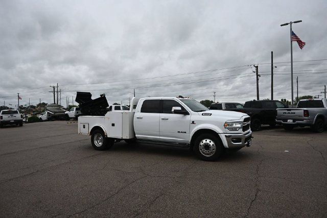 Used 2022 RAM 4500 Laramie AWD/4WD image 4