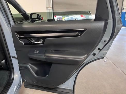 Used 2025 Honda CR-V Sport Touring image 15