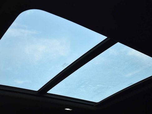 New 2026 Chevrolet Suburban High Country image 14