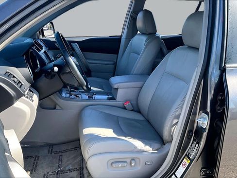 Used 2009 Toyota Highlander Sport AWD/4WD image 7