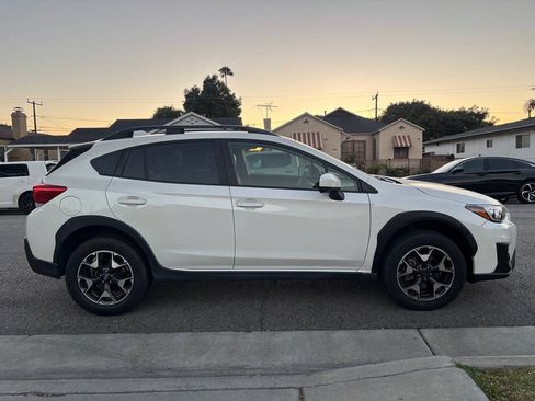 Used 2019 Subaru Crosstrek 2.0i Premium AWD/4WD image 4