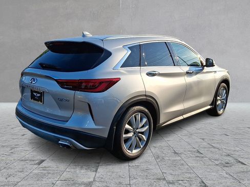 Used 2019 INFINITI QX50 Essential w/ Premium Heat Package AWD/4WD image 7