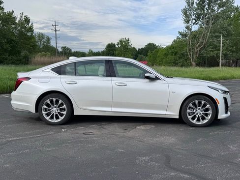 Used 2021 Cadillac CT5 Premium Luxury w/ Parking Package AWD/4WD image 4