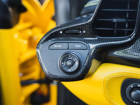 Used 2015 Ferrari 458 Speciale A RWD image 44