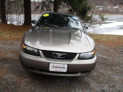 Used 2002 Ford Mustang Coupe image 5