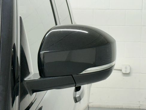 Used 2019 Land Rover Range Rover Long Wheelbase Supercharged image 18