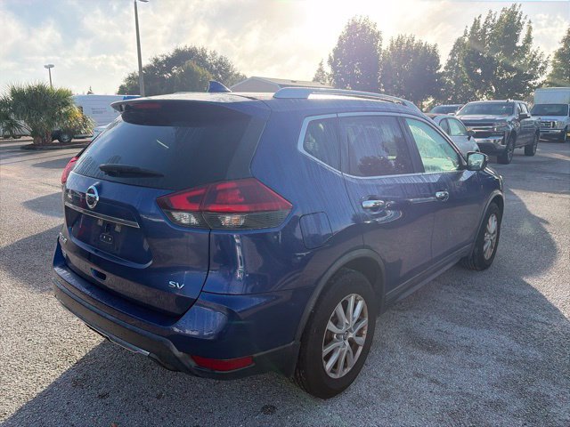 Used 2018 Nissan Rogue SV FWD image 5