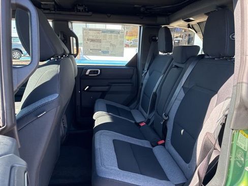 New 2025 Ford Bronco 4-Door image 19