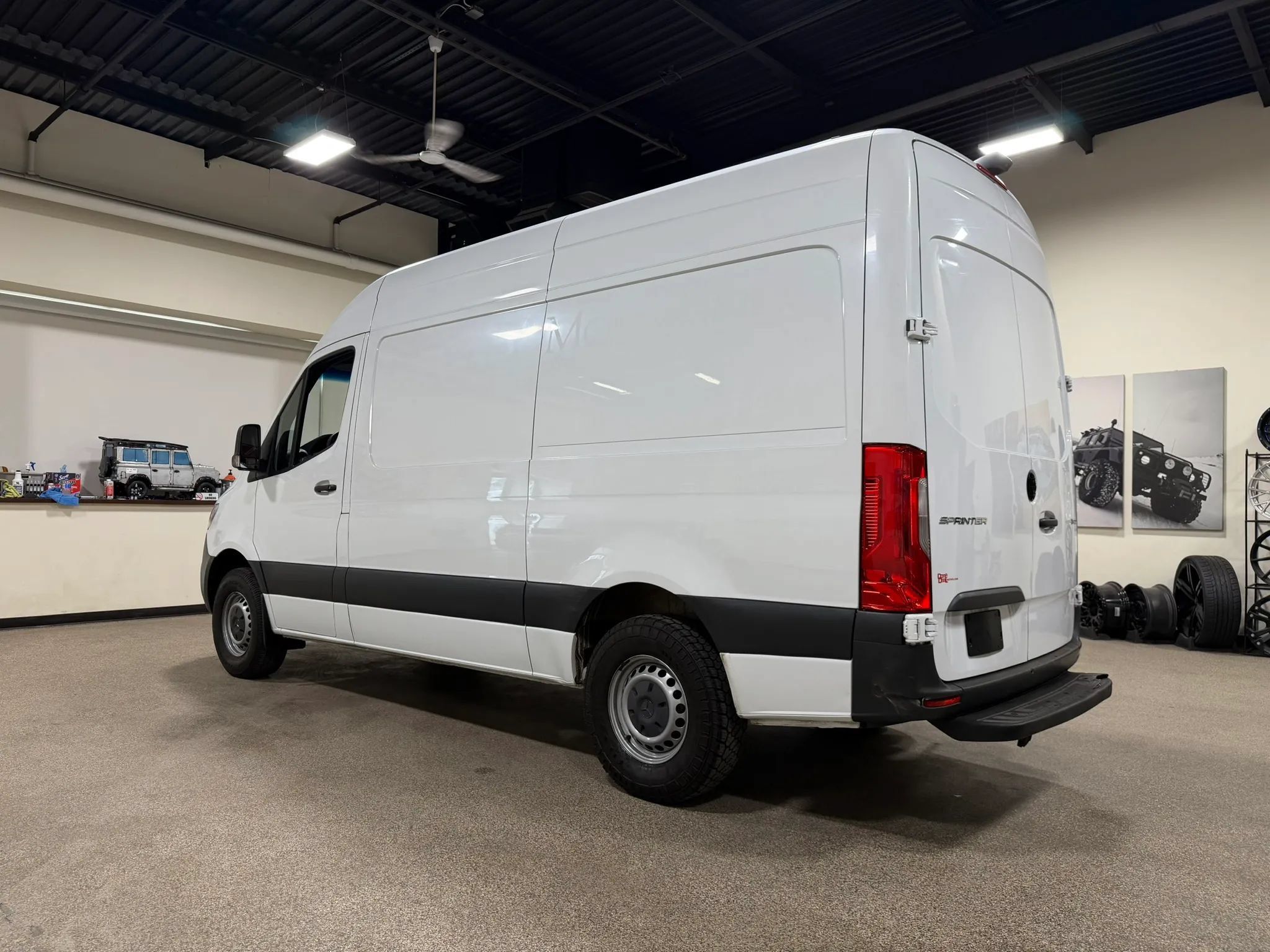 Used 2020 Mercedes-Benz Sprinter 2500 image 7