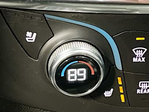 Used 2022 Chevrolet Traverse High Country w/ LPO, Floor Liner Package AWD/4WD image 21