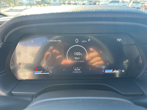 Certified 2024 Jeep Grand Cherokee L Laredo image 18