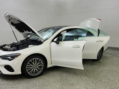 Used 2025 Mercedes-Benz CLA 250 image 10