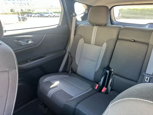 Used 2025 Chevrolet Blazer LT image 39