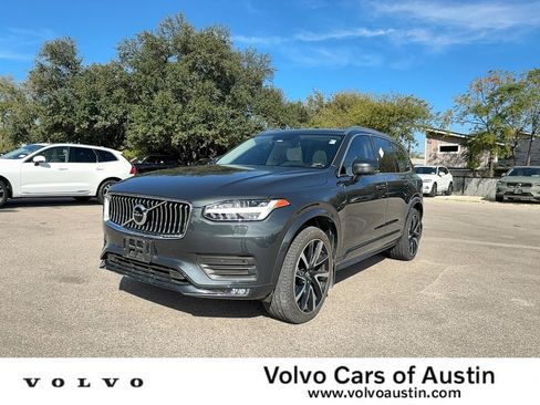 Used 2022 Volvo XC90 T6 Momentum w/ Advanced Package image 1