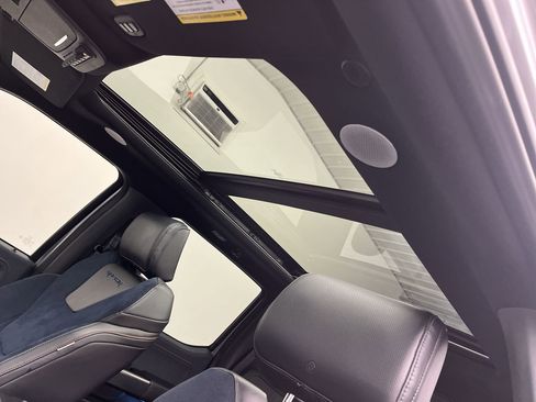 Certified 2022 Ford F150 Raptor w/ Raptor 37 Performance Package image 6