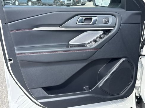 New 2026 Ford Explorer ST image 18