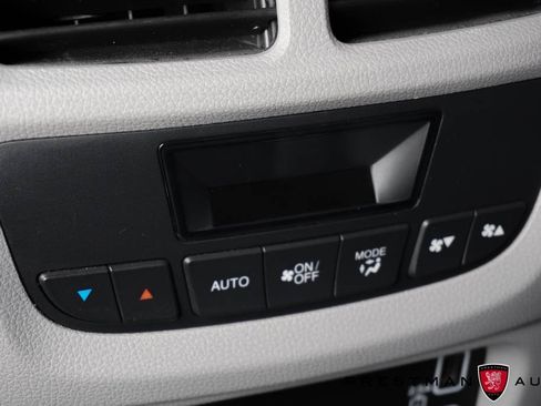 Used 2022 Honda Pilot Special Edition image 43