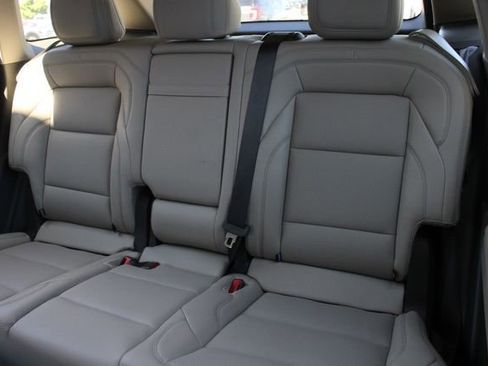 Used 2024 Lincoln Nautilus Premier AWD/4WD image 21