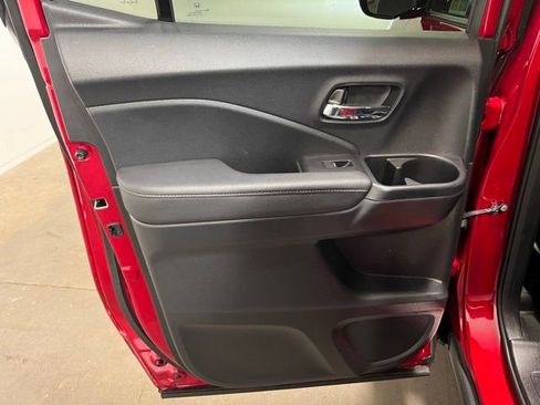 Used 2024 Honda Ridgeline Sport image 16