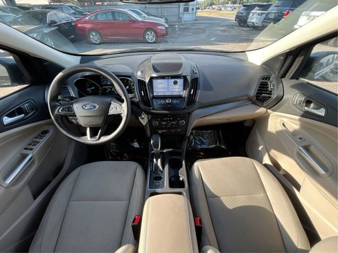 Used 2019 Ford Escape SE image 30
