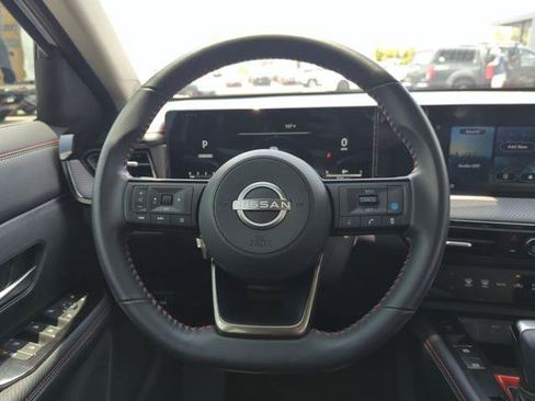 Certified 2025 Nissan Kicks SR AWD/4WD image 25